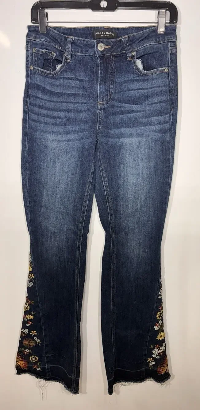 Ashley Mason Premium Jeans Women’s 7/28 Floral Embroidered Flare Hippie Festival